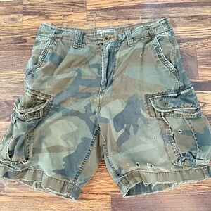 American Eagle Outfitters Men's Camo Cargo Shorts - Olive Camo